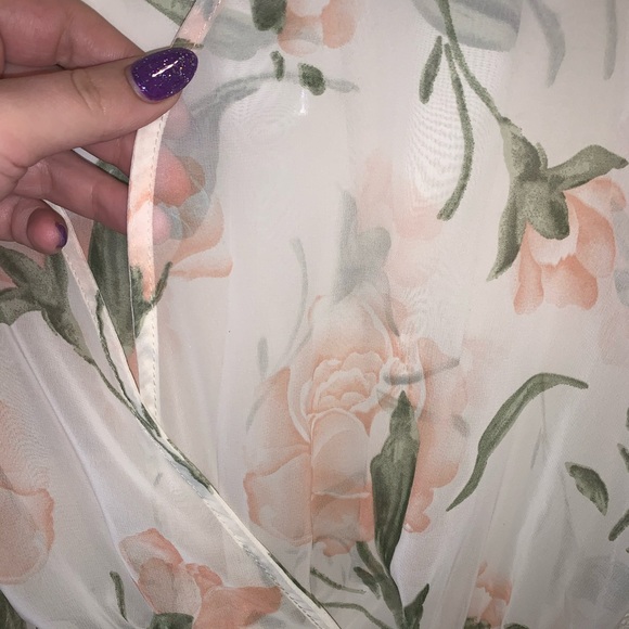 Long sleeve floral romper - Picture 3 of 5